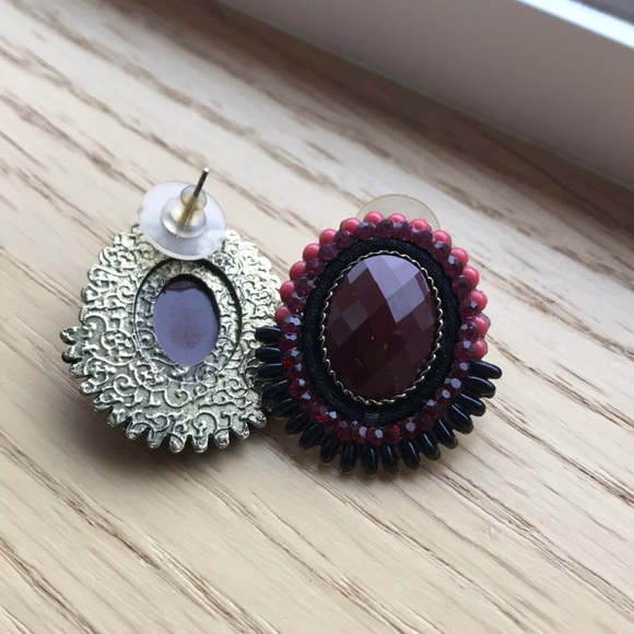 Earring - Picture 3 of 4